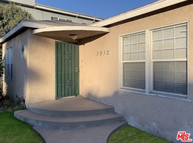 1932 S Garth Ave, Los Angeles, CA 90034