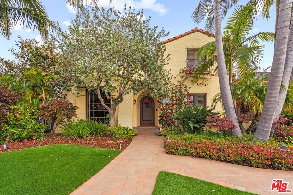 1042 S Ridgeley Drive