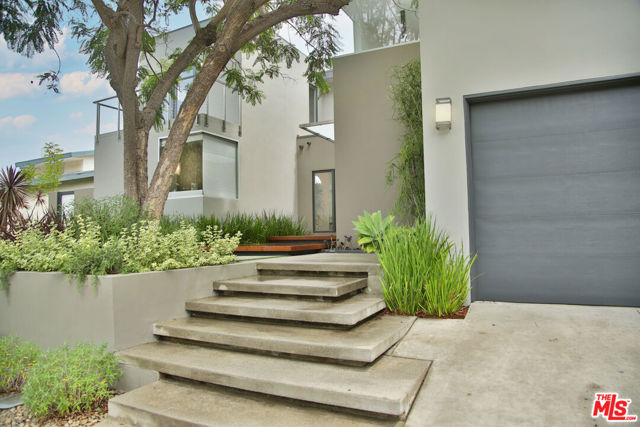 Image 3 for 2870 Anchor Ave, Los Angeles, CA 90064