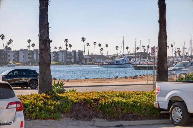 Detail Gallery Image 29 of 57 For 2916 Lakeshore Ct, Oxnard,  CA 93035 - 4 Beds | 3 Baths