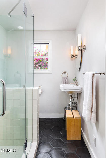 4155 Aralia Road, Altadena CA: https://media.crmls.org/mediaz/0a00bbc2-fca1-462f-902c-cc454211edb0.jpg