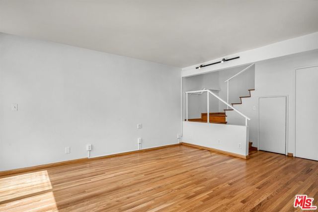 11744 Moorpark Street, Studio City CA: https://media.crmls.org/mediaz/0a02a4d8-9a36-4524-a15a-bcaa2dda783a.jpg