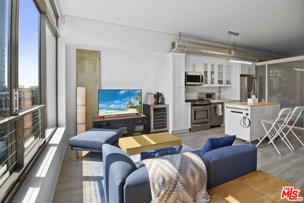 MLS #25619373 image #10