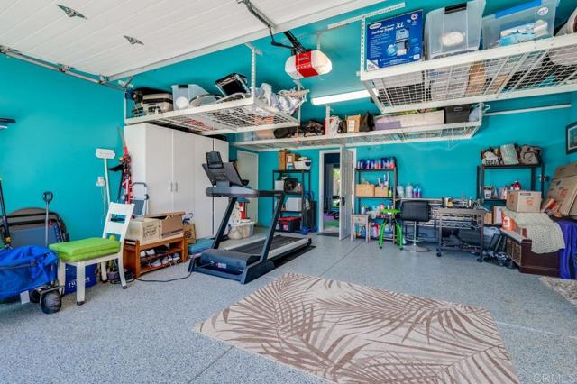 3461 Rich Field Drive, Carlsbad CA: https://media.crmls.org/mediaz/0a02cc3f-22d9-4ad8-bc23-23aeeac51f47.jpg