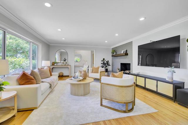500 South Road, Belmont CA: https://media.crmls.org/mediaz/0a035e33-bbad-43ba-b4c5-89100d103093.jpg