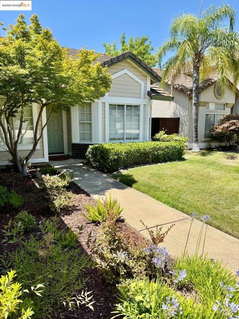 Image 1 of 24 For 453 Brennen Cir