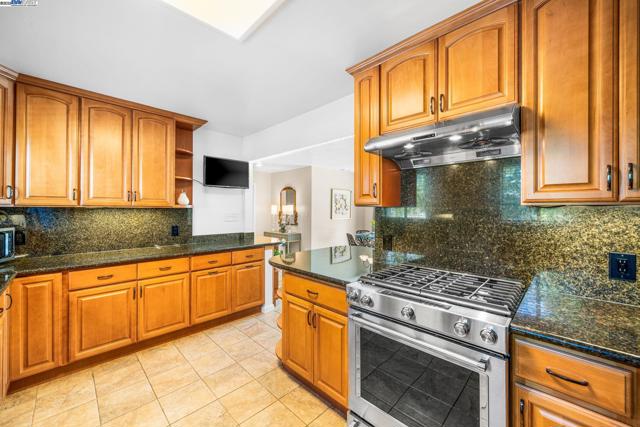 3819 California Way, Livermore CA: https://media.crmls.org/mediaz/0a03e86a-0e7c-4827-b6e0-61f6ed5c69ab.jpg
