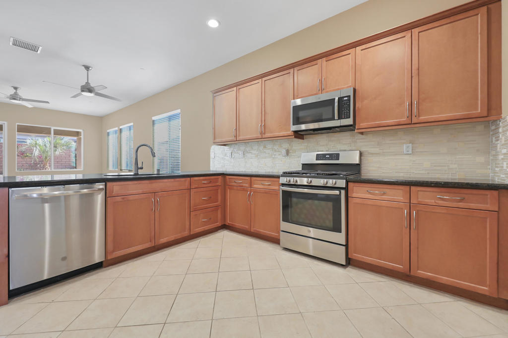 MLS #219128929DA img 12