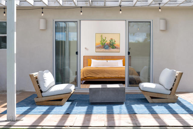 1022 E Mesquite Avenue, Palm Springs CA: https://media.crmls.org/mediaz/0a04ee28-0057-4535-9945-7941d617dedd.jpg