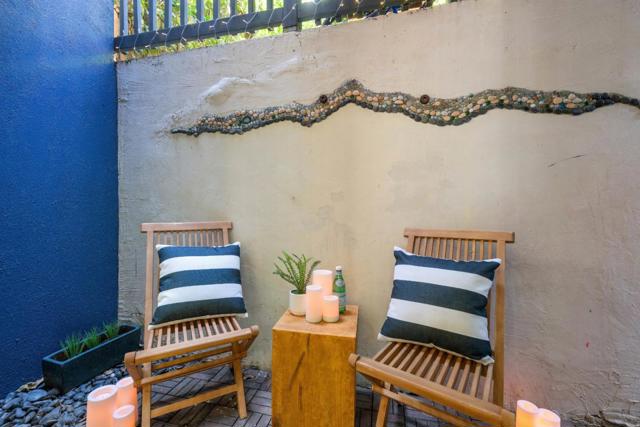 1046 14th Street, San Francisco CA: https://media.crmls.org/mediaz/0a05c903-2a07-4eaa-8574-888fc3e32936.jpg