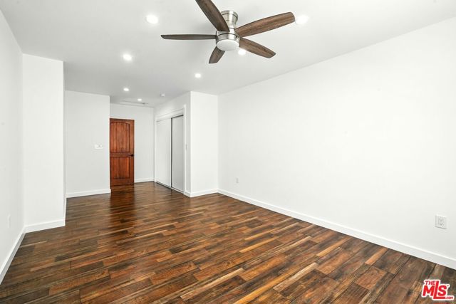 20616 Quedo Drive, Woodland Hills CA: https://media.crmls.org/mediaz/0a05eece-cce9-4545-95e0-6d33691b1636.jpg