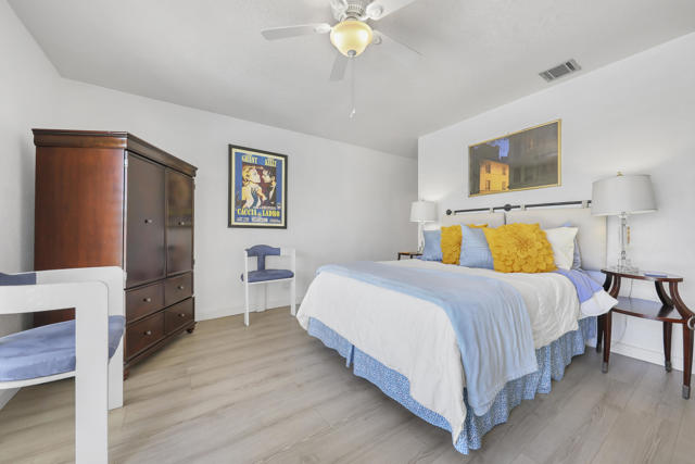 1385 E Via Escuela, Palm Springs CA: https://media.crmls.org/mediaz/0a05fbe9-f89b-4954-9337-5dcd9af3f08f.jpg