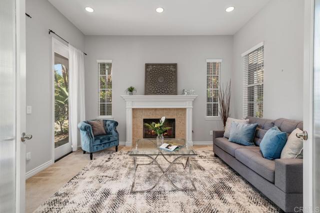 Detail Gallery Image 6 of 52 For 6211 Dartington Way, Carlsbad,  CA 92009 - 4 Beds | 3/1 Baths