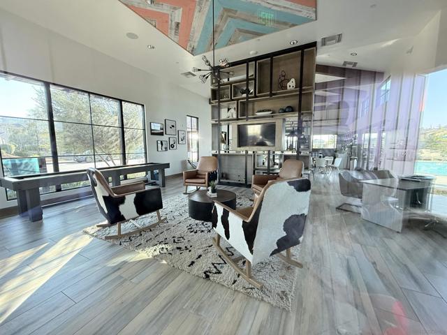 27983 Moosa Creek Way, Valley Center CA: https://media.crmls.org/mediaz/0a06de6c-405a-4f84-ac0f-ffa1511bef19.jpg