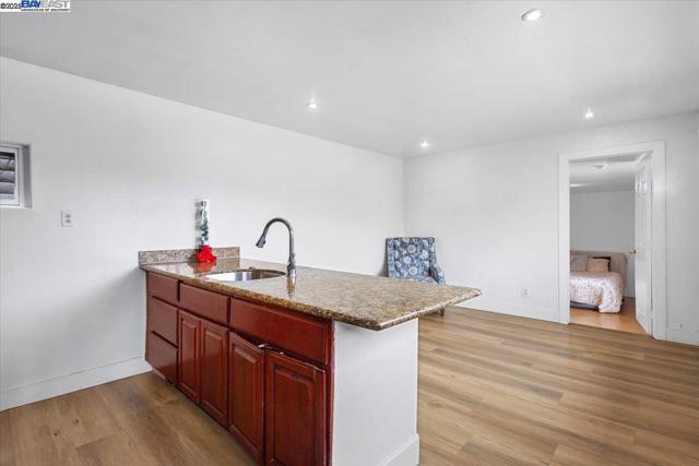 24753 Willimet Way, Hayward CA: https://media.crmls.org/mediaz/0a0864b5-86d4-4345-a6b7-5d834409598a.jpg