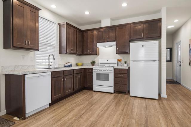 692 38th, Santa Cruz CA: https://media.crmls.org/mediaz/0a08df5f-7e91-4147-8815-5b022141d1a6.jpg