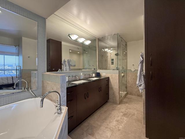 1770 Avenida del Mundo, Coronado CA: https://media.crmls.org/mediaz/0a0a7905-79eb-42de-b535-721323b1520b.jpg