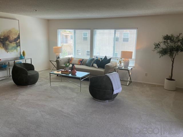 2939 Laurel St, San Diego CA: https://media.crmls.org/mediaz/0a0a9014-c94c-4117-af7e-c82d767dd08e.jpg