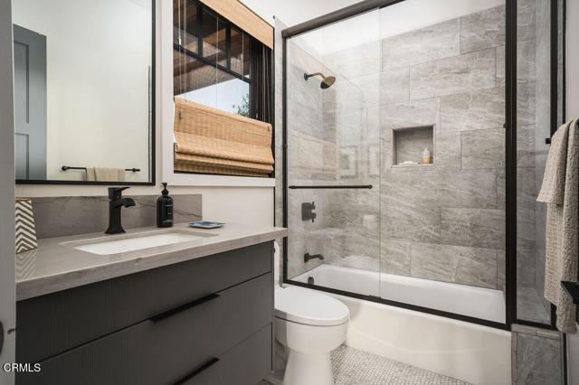 850 Sienna Way, Santa Ynez CA: https://media.crmls.org/mediaz/0a0ae362-369c-4b9e-94d3-c52f376b47b9.jpg
