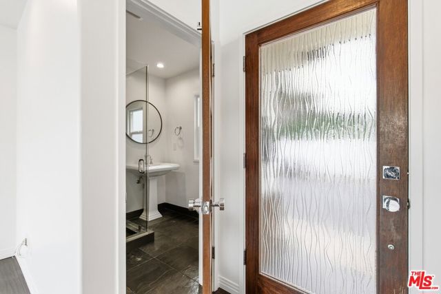 3476 Troy Drive, Los Angeles CA: https://media.crmls.org/mediaz/0a0ba3a7-4315-4c97-8770-5e49ab855300.jpg