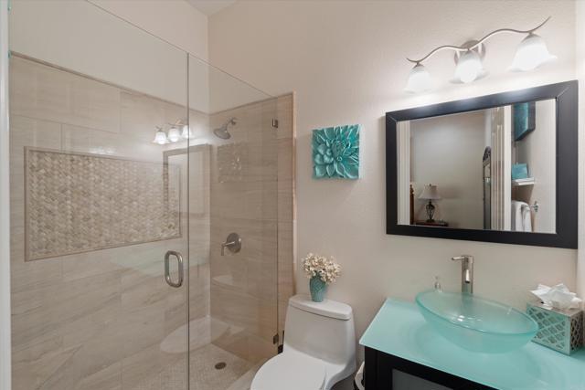 Detail Gallery Image 50 of 70 For 18605 Villa Dr, Villa Park,  CA 92861 - 4 Beds | 5/2 Baths