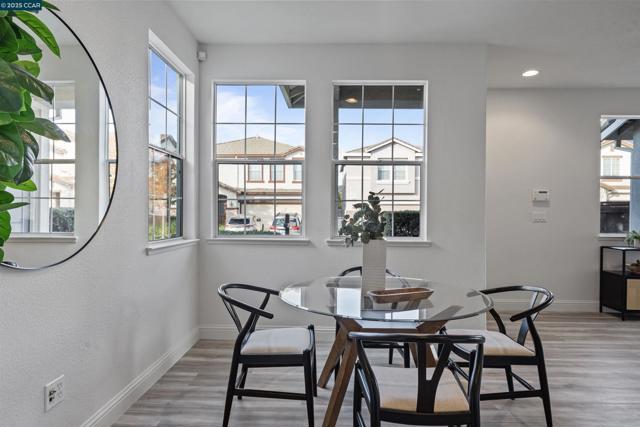 5109 Napa Shore Dr, Fairfield CA: https://media.crmls.org/mediaz/0a0c5460-fad9-4994-b7b7-450c5fb3ccfc.jpg