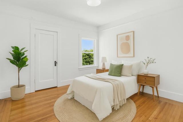 32 Cross Street, San Francisco CA: https://media.crmls.org/mediaz/0a0c614b-a7a5-4108-974f-daed8885352c.jpg