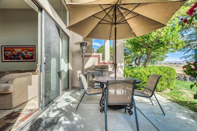 54564 Oak Tree, La Quinta CA: https://media.crmls.org/mediaz/0a0c71a6-0b8a-43d2-b6f3-ec17ef8f94d6.jpg