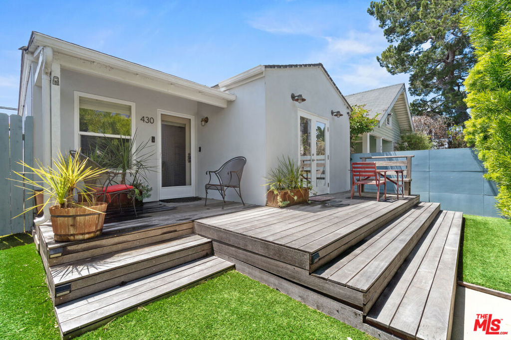 430 Rialto Avenue
