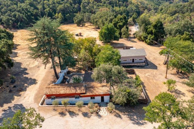 20500 CACHAGUA Road, Carmel Valley CA: https://media.crmls.org/mediaz/0a0d2a2e-9db3-49d9-b4ec-96c0581823bb.jpg
