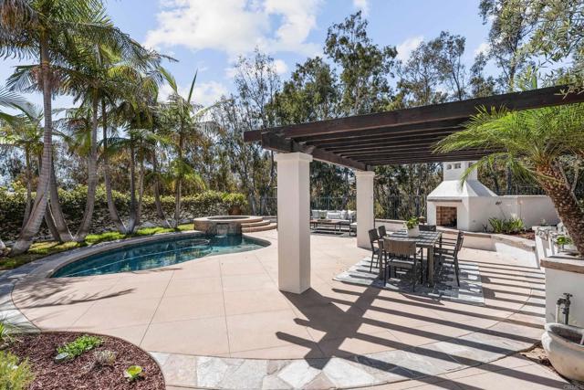 Detail Gallery Image 25 of 38 For 1345 Corvidae St, Carlsbad,  CA 92011 - 3 Beds | 3/1 Baths