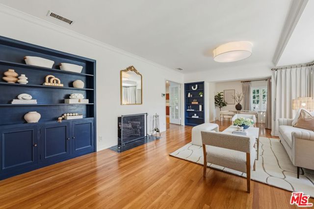 4001 Alcove Avenue photo 5