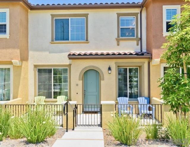 1800 Saltaire Place, San Diego CA: https://media.crmls.org/mediaz/0a0e5f56-078e-4285-8ad6-4c3688ca695a.jpg