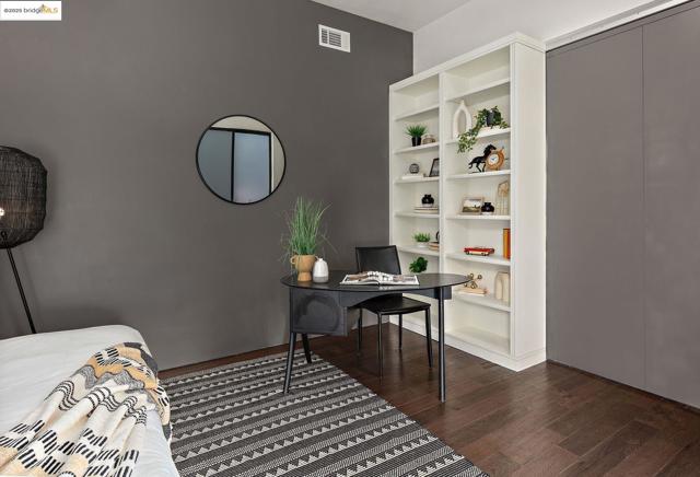 1406 San Pablo Ave, Berkeley CA: https://media.crmls.org/mediaz/0a0eea1f-5441-4a5c-bd61-fedc4e8d7ad2.jpg