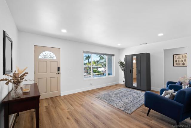4542 Toni Lane, La Mesa CA: https://media.crmls.org/mediaz/0a0f927c-541b-40cb-9ede-2e871c0493ed.jpg