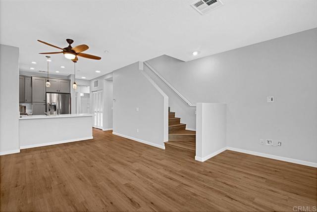 16937 Hutchins Lndg, San Diego CA: https://media.crmls.org/mediaz/0a10ee8a-74dd-45d2-869c-b15b7c6af79d.jpg