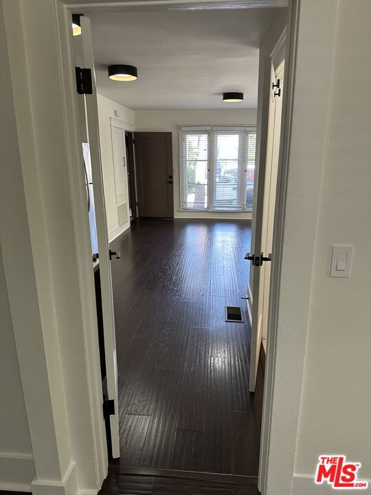 1206 North Orange Grove Avenue photo 21