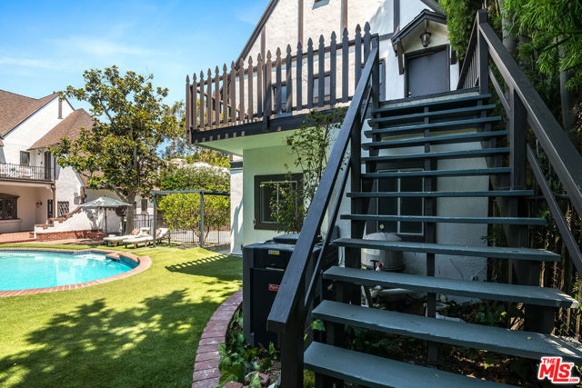 Image 48 of 58 For 132 Beachwood Drive