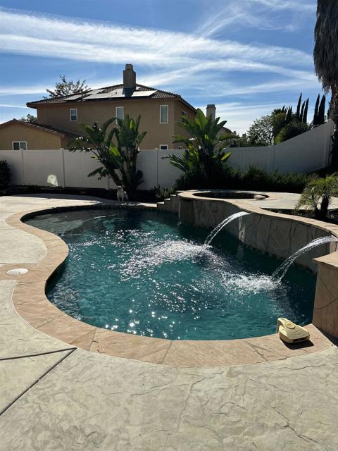 Detail Gallery Image 2 of 10 For 30194 Loretta Ave, Menifee,  CA 92584 - 5 Beds | 3 Baths