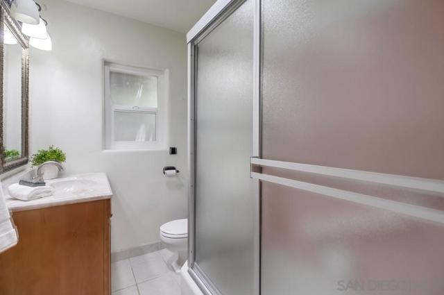 309 11 E Ave, Coronado CA: https://media.crmls.org/mediaz/0a139c0b-460c-4f41-b6cd-24d4cc6fd29c.jpg