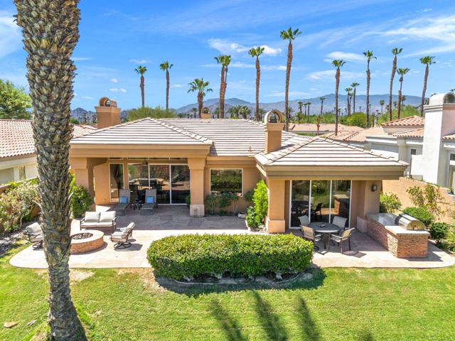 461 White Horse Trail, Palm Desert CA: https://media.crmls.org/mediaz/0a13b484-3e49-4259-9ff6-22ef7564c9da.jpg