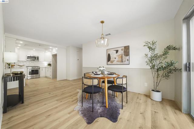 Image 26 of 53 For 4138 Bishop Pine Way