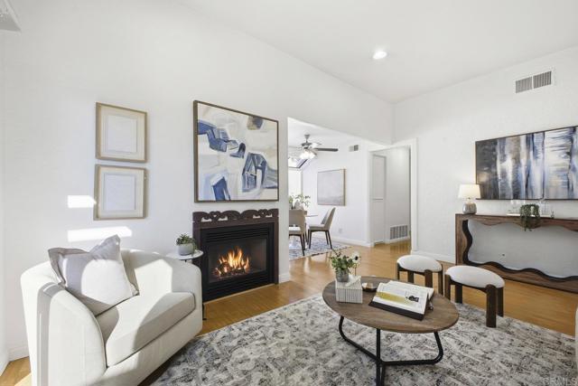 Detail Gallery Image 6 of 26 For 1540 Granite Hills Dr a,  El Cajon,  CA 92019 - 2 Beds | 2 Baths