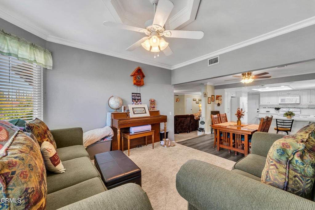 MLS #V1-33076 image #6