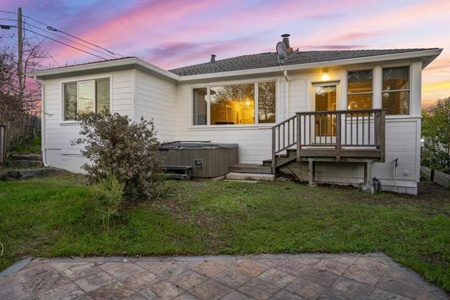 80 Hilltop Drive, San Carlos CA: https://media.crmls.org/mediaz/0a1584b0-2f70-49eb-9896-a3d9bb3dd4af.jpg