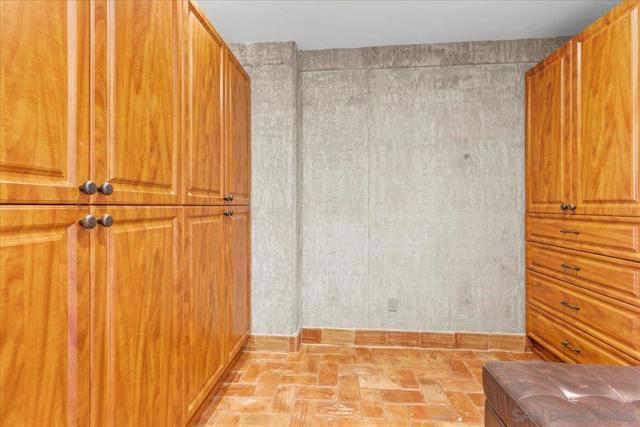 Image 57 of 75 For 877 Island Ave  1006