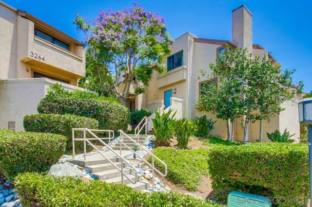 3268 Via Marin, La Jolla CA: https://media.crmls.org/mediaz/0a171a79-8c82-4d48-a13f-b9d947d73e2e.jpg