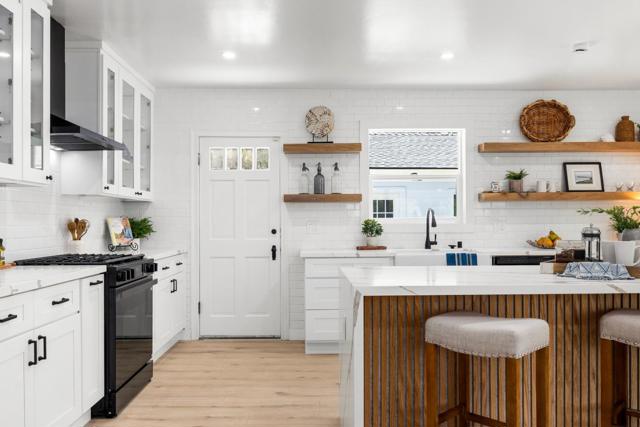 148 Reed Way, Santa Cruz CA: https://media.crmls.org/mediaz/0a17fffa-9c05-4e2a-b120-77db1432bf11.jpg