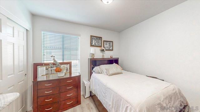 1518 Caminito Soria, Chula Vista CA: https://media.crmls.org/mediaz/0a18737f-d210-4f4d-81e4-c24073e1620d.jpg