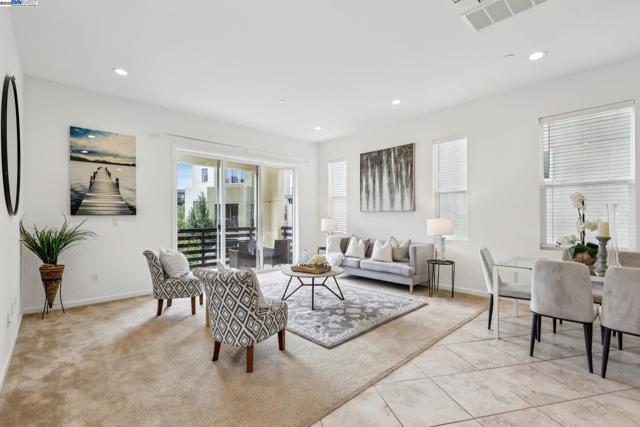 5761 Huntley, Dublin CA: https://media.crmls.org/mediaz/0a19421a-cfde-4b17-9925-25be1d9ddfdb.jpg